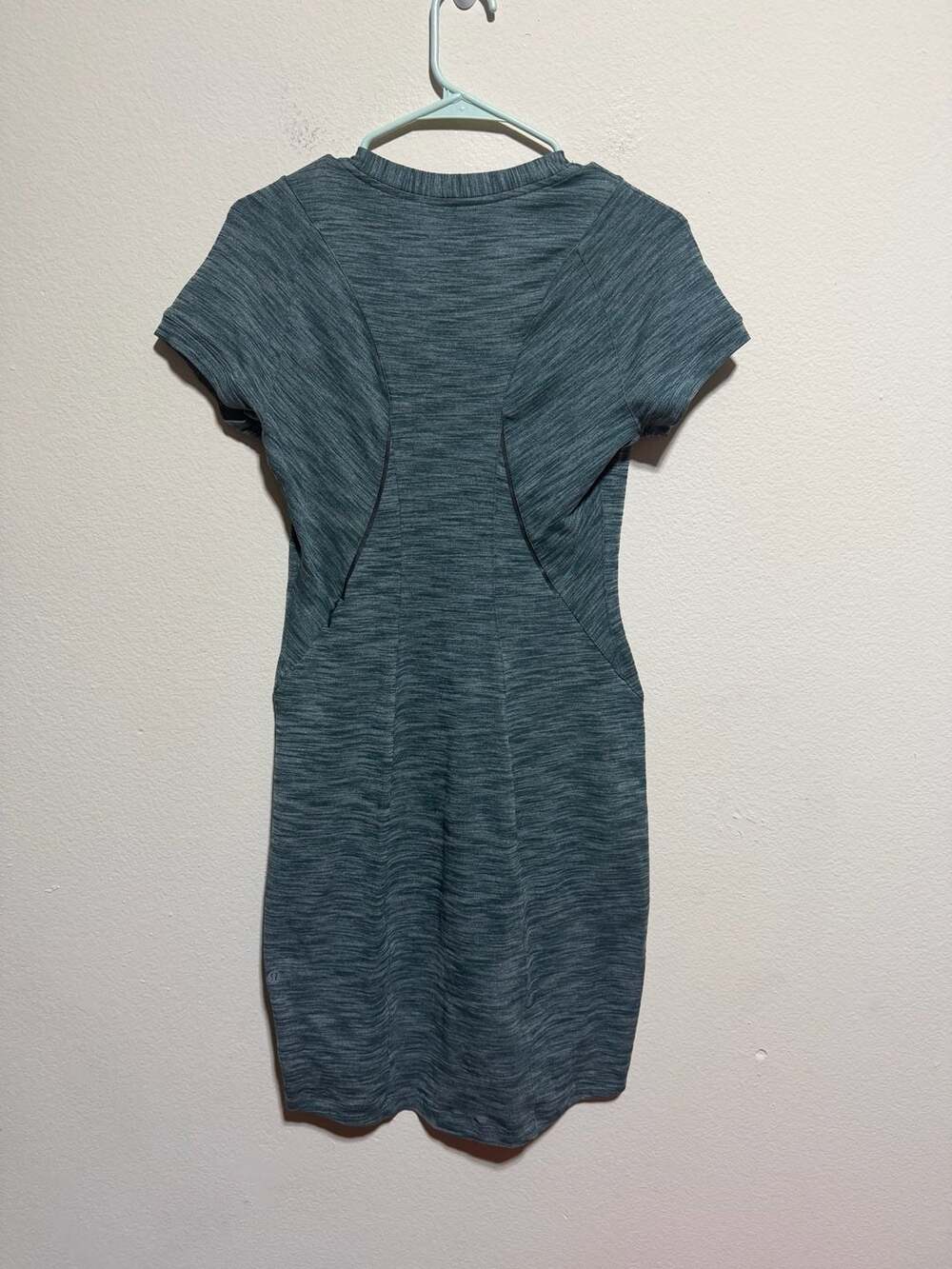 Lululemon dress size 6 lululemon athletica - Picture 3 of 4